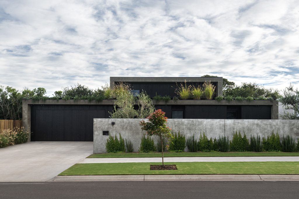 Modern Garage