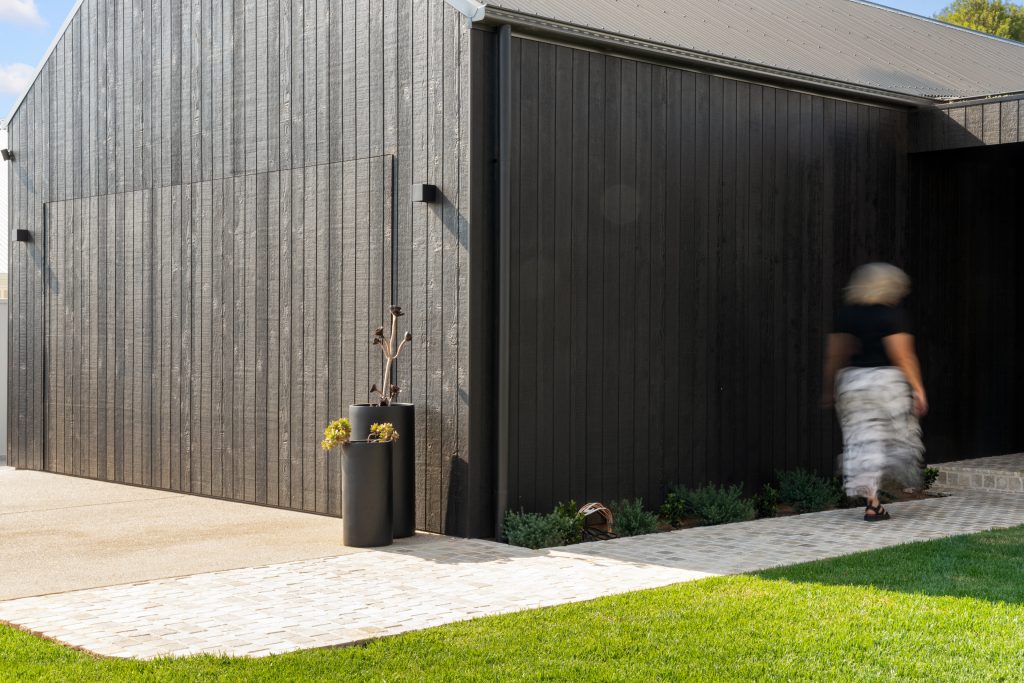 Katrina seamless garage door